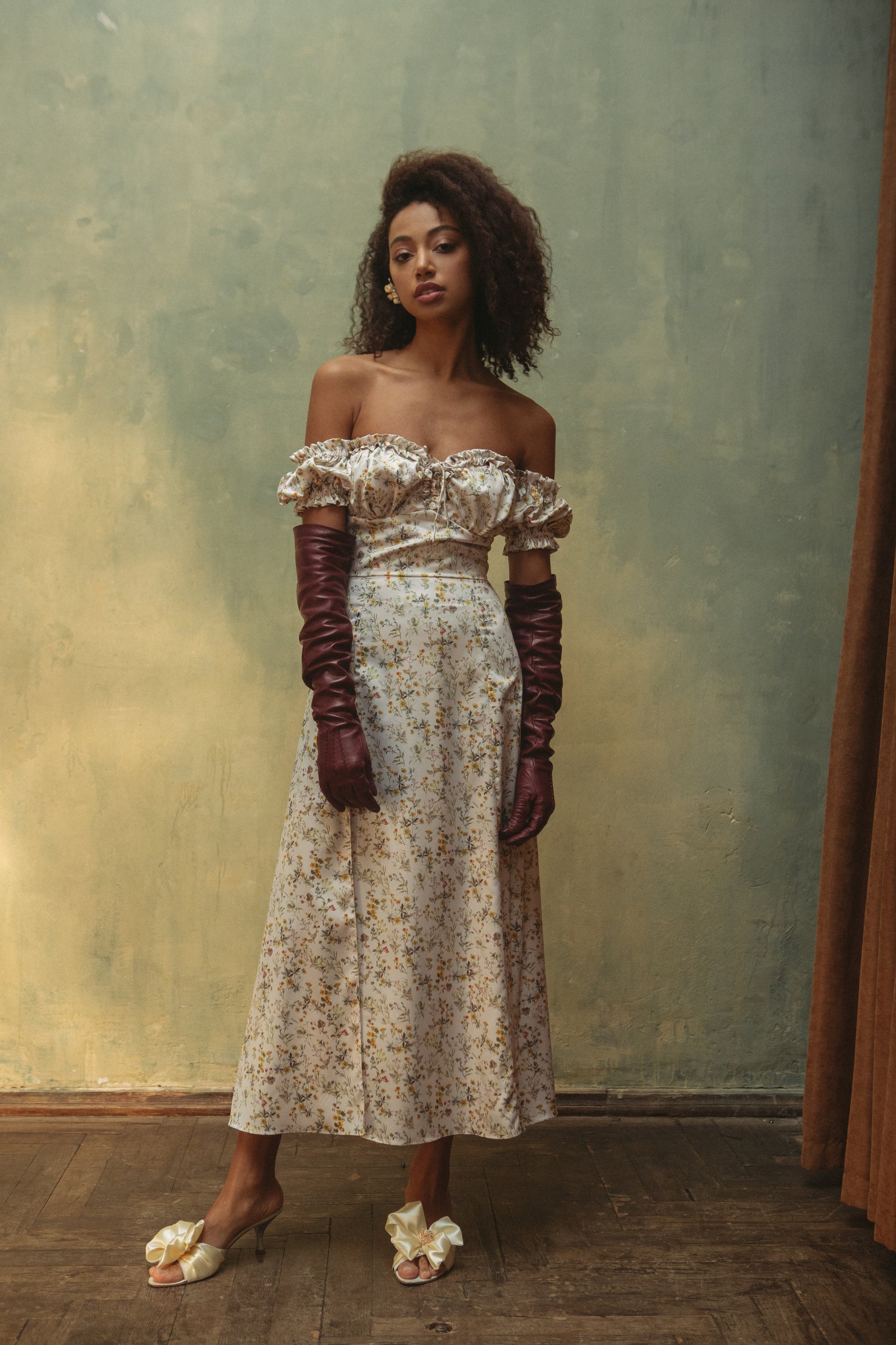 vintage style dress Floral vintage style silky summer dress
